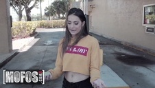 gorąca cycata nauczycielka