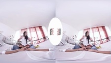 gorąca suczka ssie jak pijawka