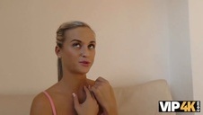 ssie daje się ruchać i zalać