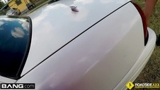 stary pryk wyrwał młodą blondi