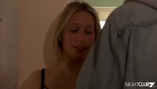 czworokącik z cycatkami które lubią na dwa baty