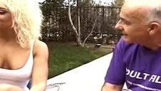 dildos w perfekcyjną soczystą dupcię