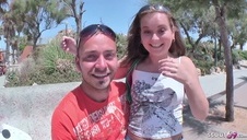 ruda babeczka łądnie robi lodzika