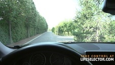 retro koleżanki na łóżeczku