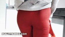 ruda laska i jej słodkie stópki