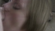 cycata romi rain nieźle trzepie jego kutasa w sypialni