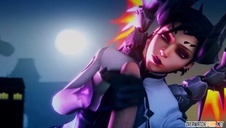 piękna osiemnastka ujeżdża jego sztywnego kutasa