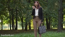 laska z małymi cycami pchana w obie dziury