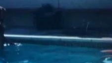 ruda zabawia się ze swoim chłopakiem