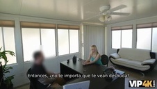 dziewczyna dostaje w ciasną dupeczkę