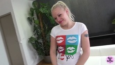 rebecca i jej fajne cycuszki