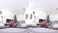 trener posuwa cycatą blondyneczkę