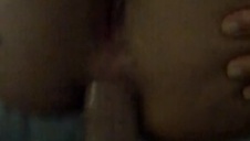 laska w szpilkach zabawia się z koleżanką