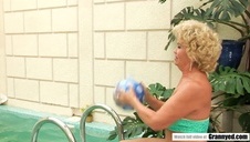 jej wagina jest bardzo głęboka