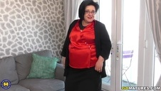 świetna napalona mama dymana w wannie