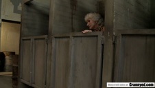 kolo lubi jej przystrzyżoną piczę