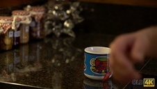 tatuś zapina seksowną riley reyes