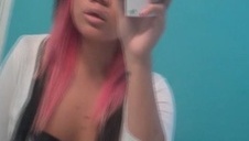 kuszący seksik z naturalną azjatką w trójkącie