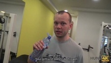 nastoletnia azjatka z ciasną cipcią