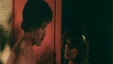 analna małolata fajnie jest posuwana przed kamerą