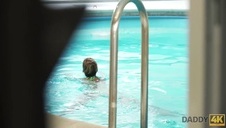 alix lynx zabawia się z boską lesbijką