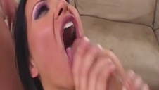 dwie małolaty ujeżdżają twarde kutasy