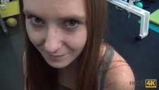 młoda dupcia zrobiła dla was mały pokaz