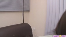 delikatnie masują się języczkami