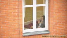 wylizał jej wygoloną szparkę