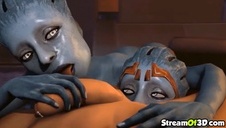 facet kocha wytatuowane panieneczki