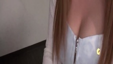 słodkie bliźniaczki liżą jego kutasa