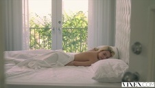 chuda dziewczyna zerżnięta analnie w samochodzie