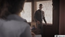 spuszczają się uczennicy na twarz