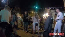 wyruchał szczupłą laseczkę w owłosioną cipkę