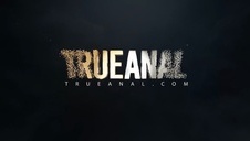 sexowna i naga szatyneczka cool