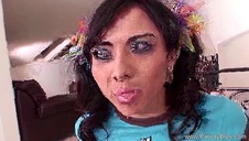 nawilżone cyce krągłej murzynki