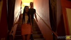 dwóch panów na jedną lalę