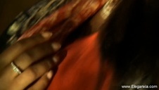 czarna laska ma ochotę na orala