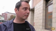 po cyckach rudej spływa sperma