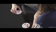 mamuśka zademonstrowała młodej do czego służy penis