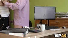 penetruje cipkę egzotycznej uczennicy