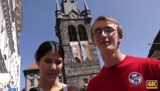 blond babeczki ciągną jego fiuta