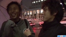 mamusia liże jej słodką pipkę