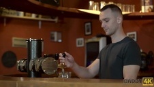 stara sperma na młoda cipke