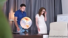 starsi panowie posuwają młodszą suczkę