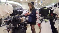 zjawiskowa kendra lust pokazuje swój duży tyłek