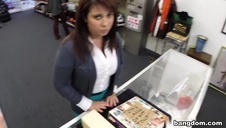 podglądamy szczupłą laskę w solarium