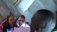 józefina ma pełne usta