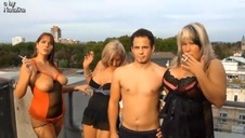 rachel roxxx dostaje w dupę