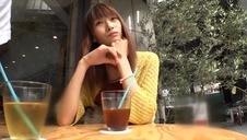 ogromny cyc nagrzanej blondyny